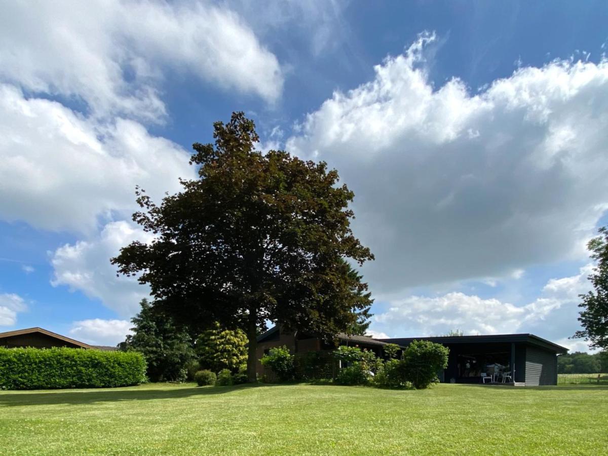 Villa Schwedenhaus mit Holzofen&Außenkamin auf 1400m2 Tensbuttel-Rost Exterior foto